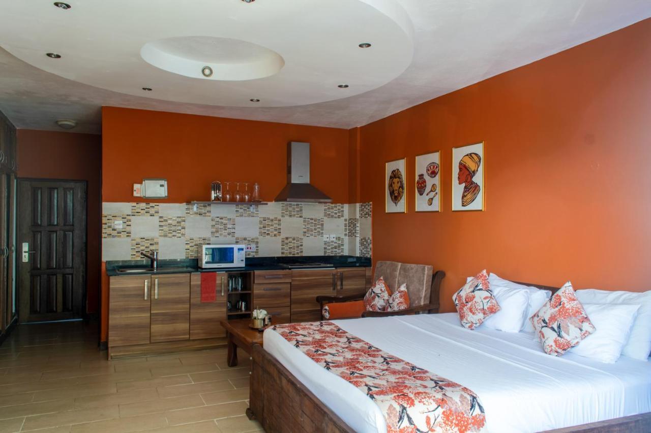 Cowrie Shell Beach Apartments Official Bamburi Ngoại thất bức ảnh