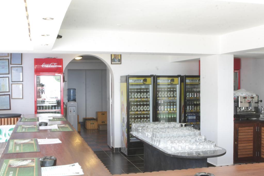 Cowrie Shell Beach Apartments Official Bamburi Ngoại thất bức ảnh