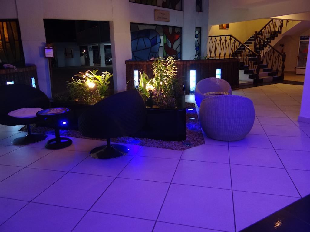 Cowrie Shell Beach Apartments Official Bamburi Ngoại thất bức ảnh