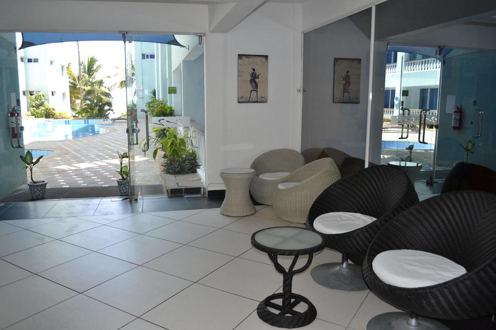 Cowrie Shell Beach Apartments Official Bamburi Ngoại thất bức ảnh